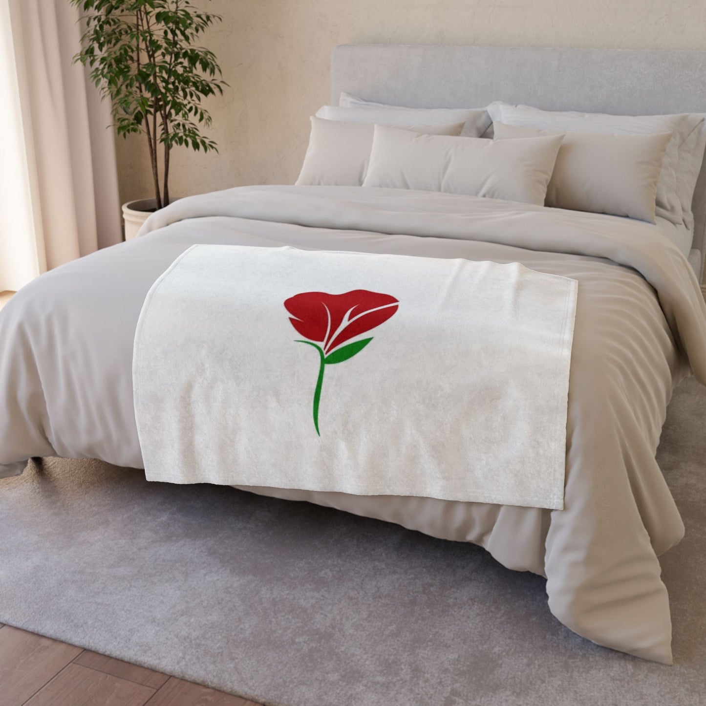 Rose-Embellished Soft Polyester Blanket, Cozy Throw for Romantic Evenings, Gifts for Her, Valentine's Day Decor, Floral Home Accent